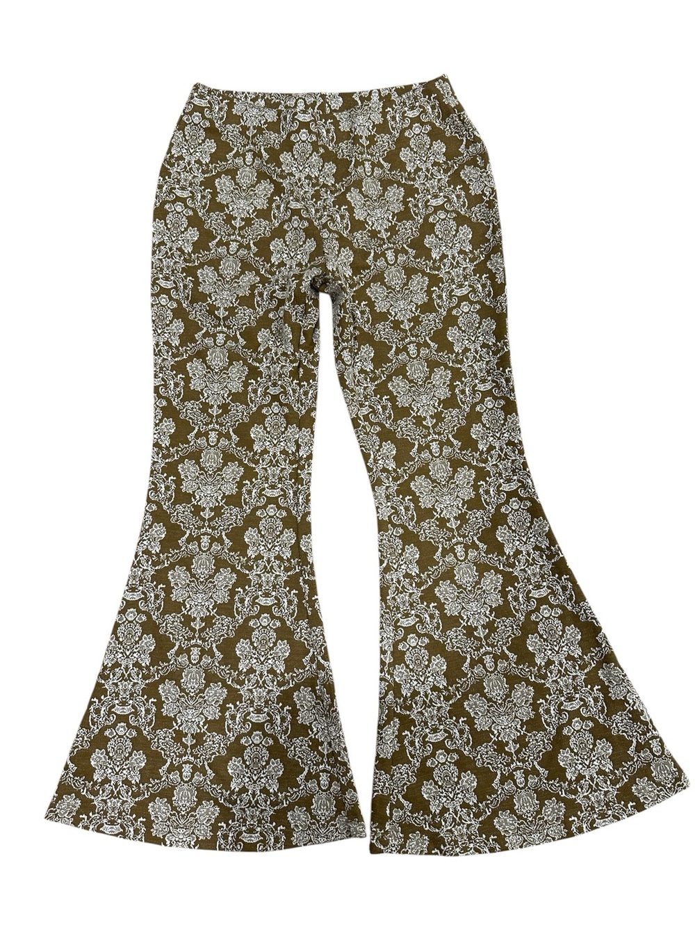 NWT || Cato Floral Filigree Scuba Pull-On Flare Pants. Size: Small Petite